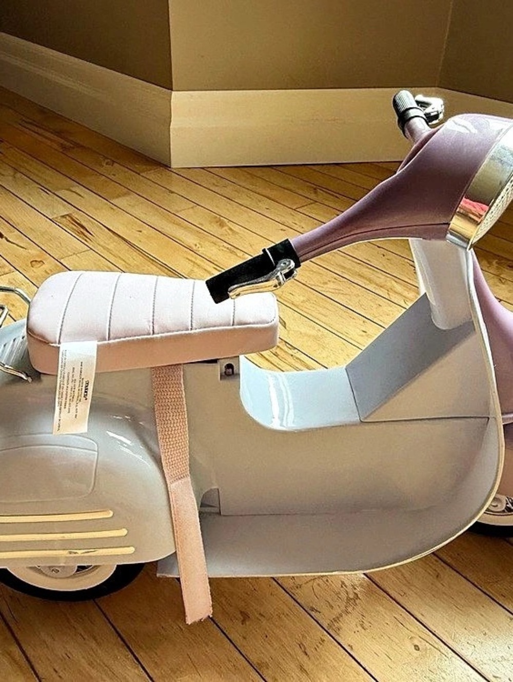 Our Generation Scooter Ride-On in Pink & White Like New